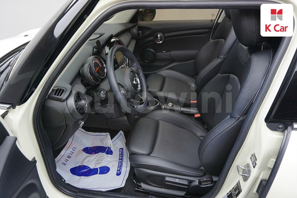 2016 MINI COOPER D MID - 7