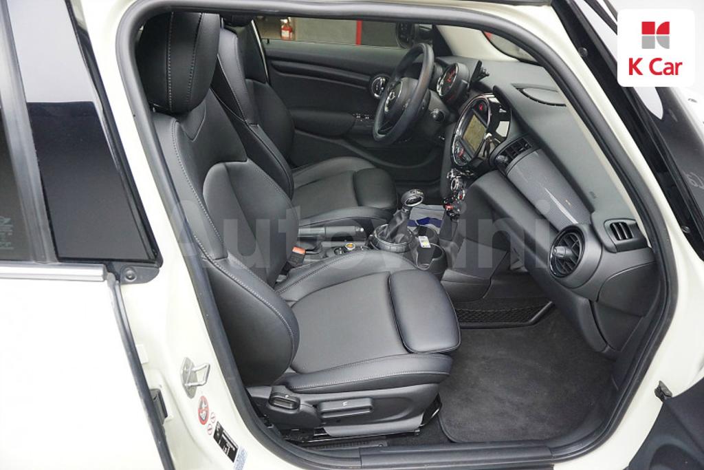 2016 MINI COOPER D MID - 10