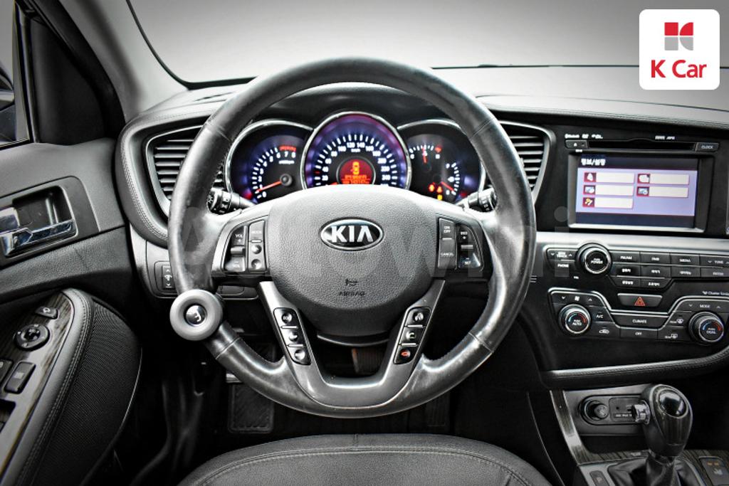 2013 KIA K5 OPTIMA 2.0 TRENDY - 8