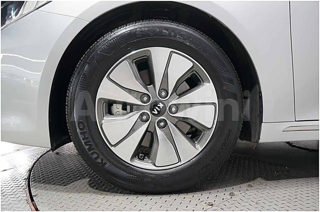 2018 KIA K5 HYBRID 2ND GEN OPTIMA NOBLESSE - 32