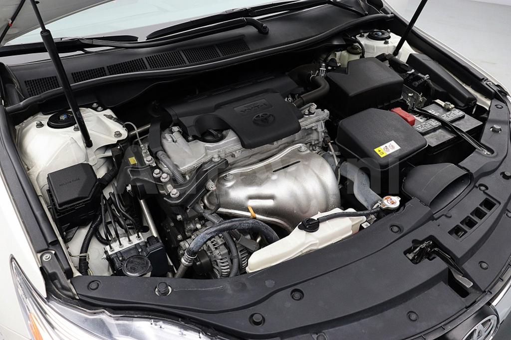 2017 TOYOTA  CAMRY 2.5 XLE - 16