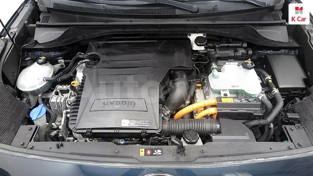 2017 KIA NIRO PRESTIGE - 9