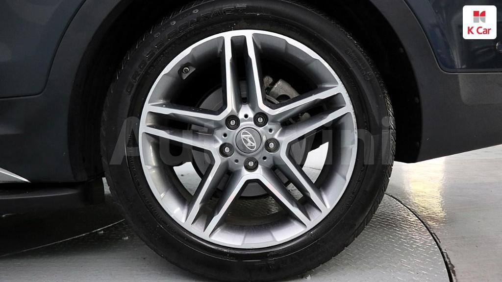 KMHSR81XBGU163612 2016 HYUNDAI  MAXCRUZ DIESEL 2.2 2WD-5