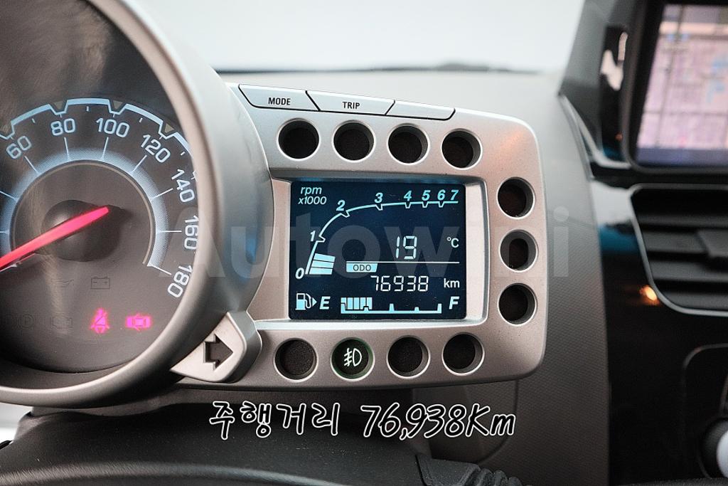 2013 GM DAEWOO (CHEVROLET) SPARK LT - 27