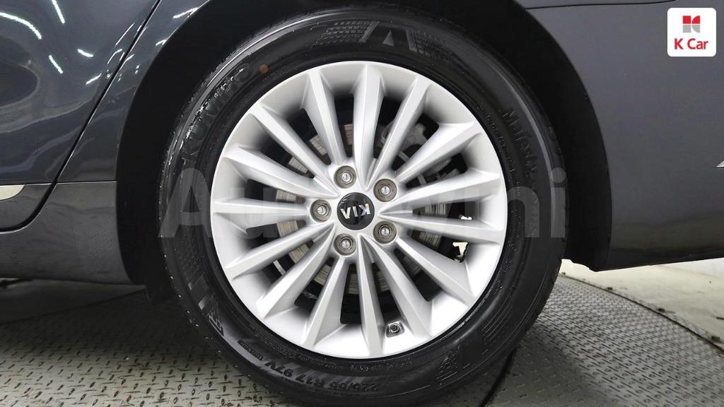 KNALC418BKA166584 2019 KIA  K7 CADENZA 3.0 LPI LUXURY-5