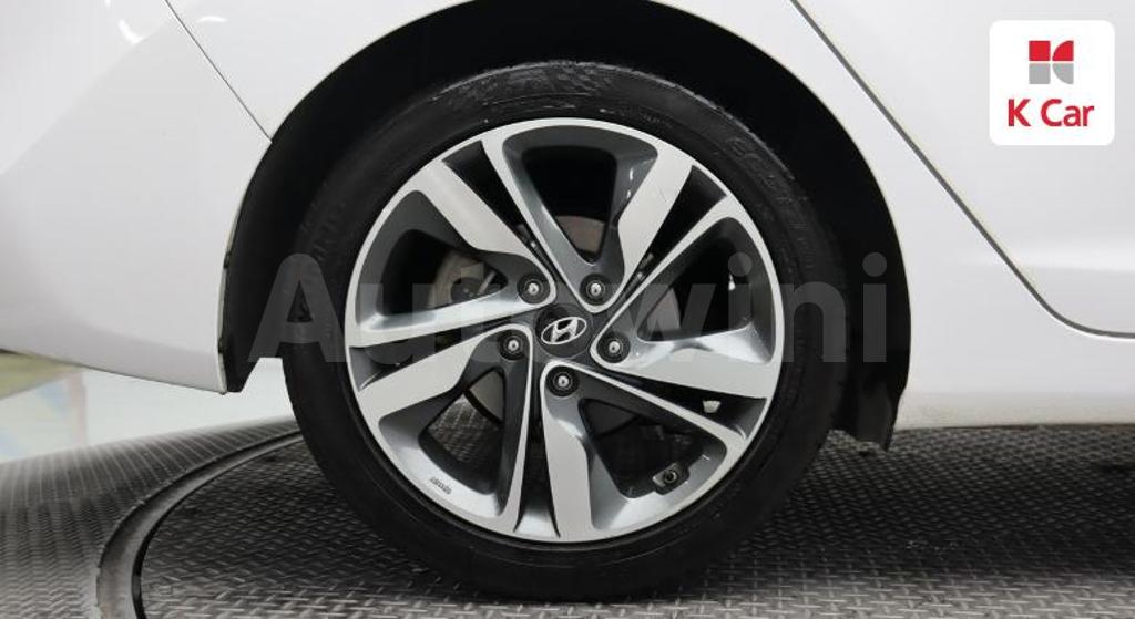 2016 HYUNDAI  AVANTE ELANTRA 1.6 GDI LIMITED - 7