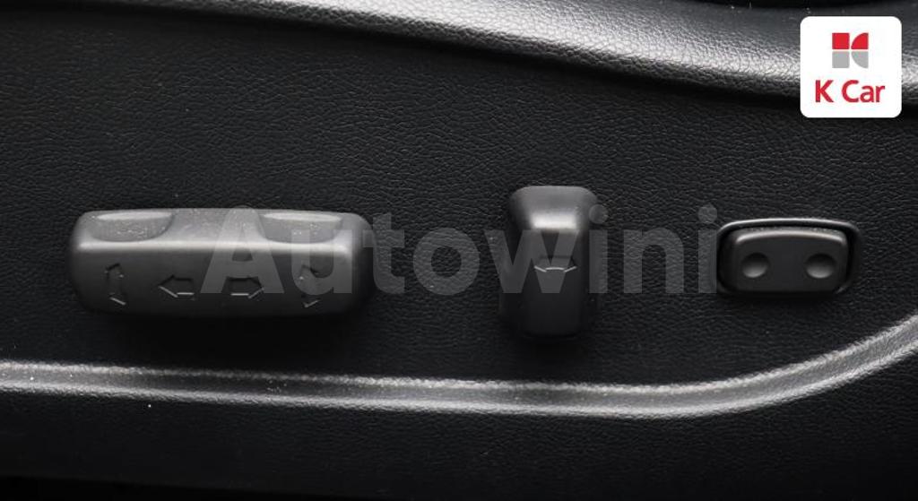 2016 HYUNDAI  AVANTE ELANTRA 1.6 GDI LIMITED - 32