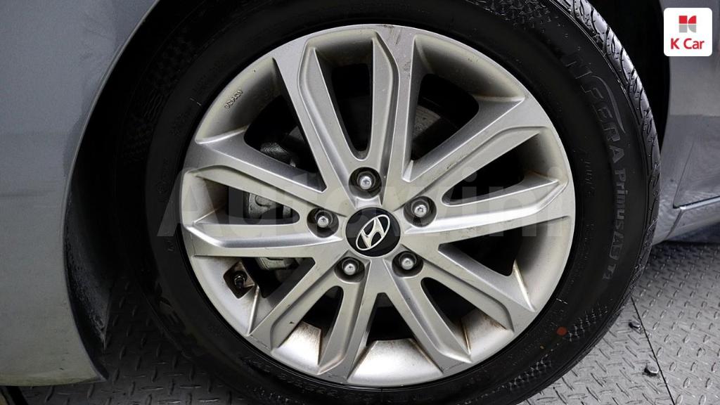 KMHDG41DBGU608151 2016 HYUNDAI  AVANTE ELANTRA 1.6 GDI MORDERN-4