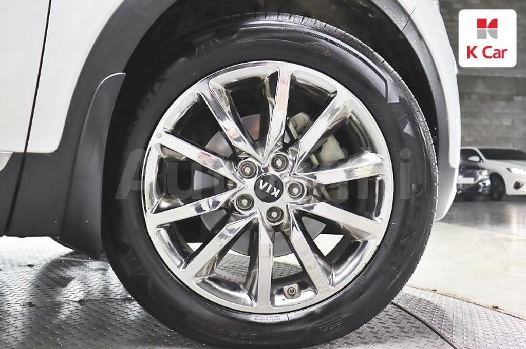 2015 KIA  SORENTO DIESEL 2.0 4WD - 8
