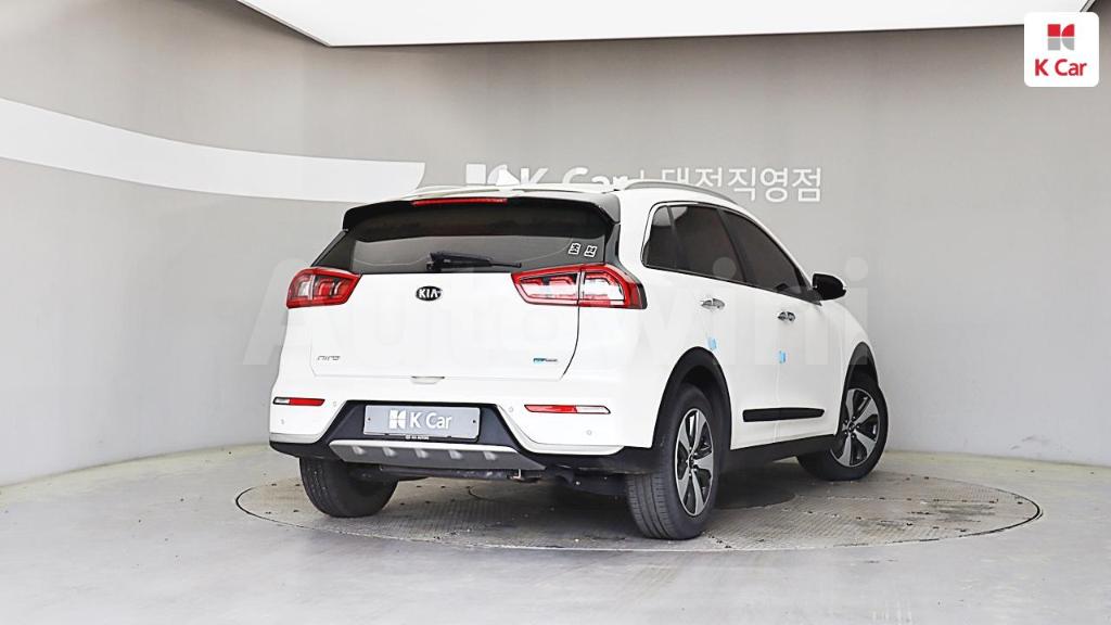 2018 KIA NIRO PRESTIGE - 2