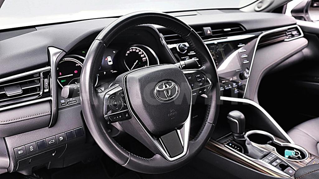 2018 TOYOTA  CAMRY 2.5 HYBRID - 24