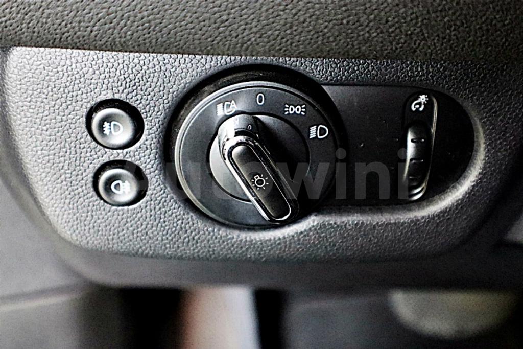 2019 MINI COOPER CLUBMAN BASIC - 19