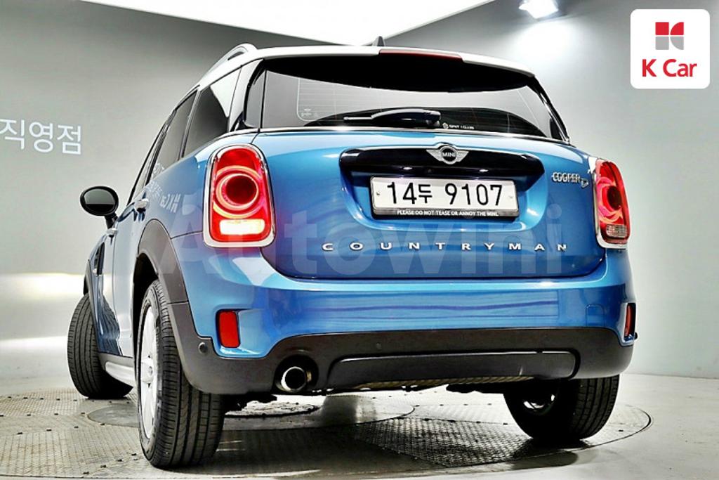 WMWYT9105J3E49753 2018 MINI COOPER COUNTRYMAN D BASIC-2