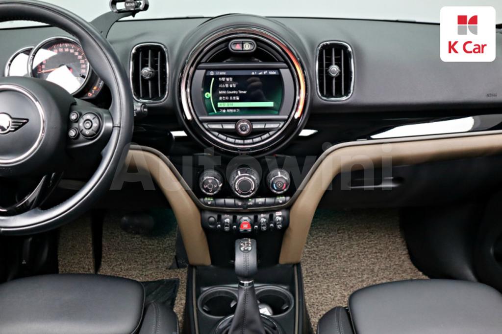 2018 MINI COOPER COUNTRYMAN BASIC - 9