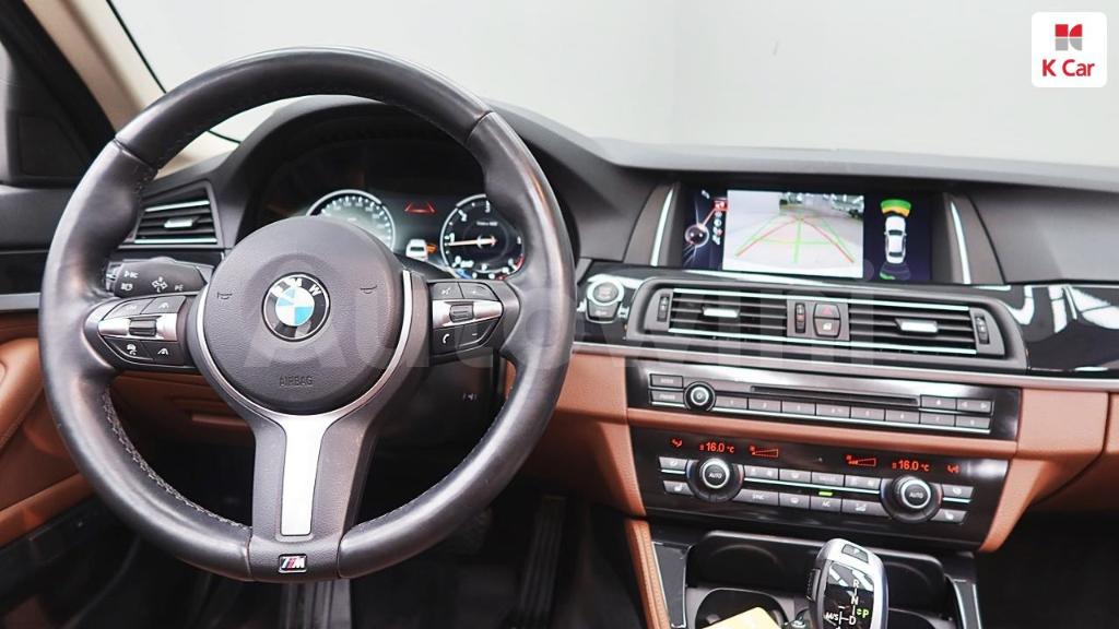 2016 BMW 5 SERIES F10  520D M AERO DYNAMIC - 9