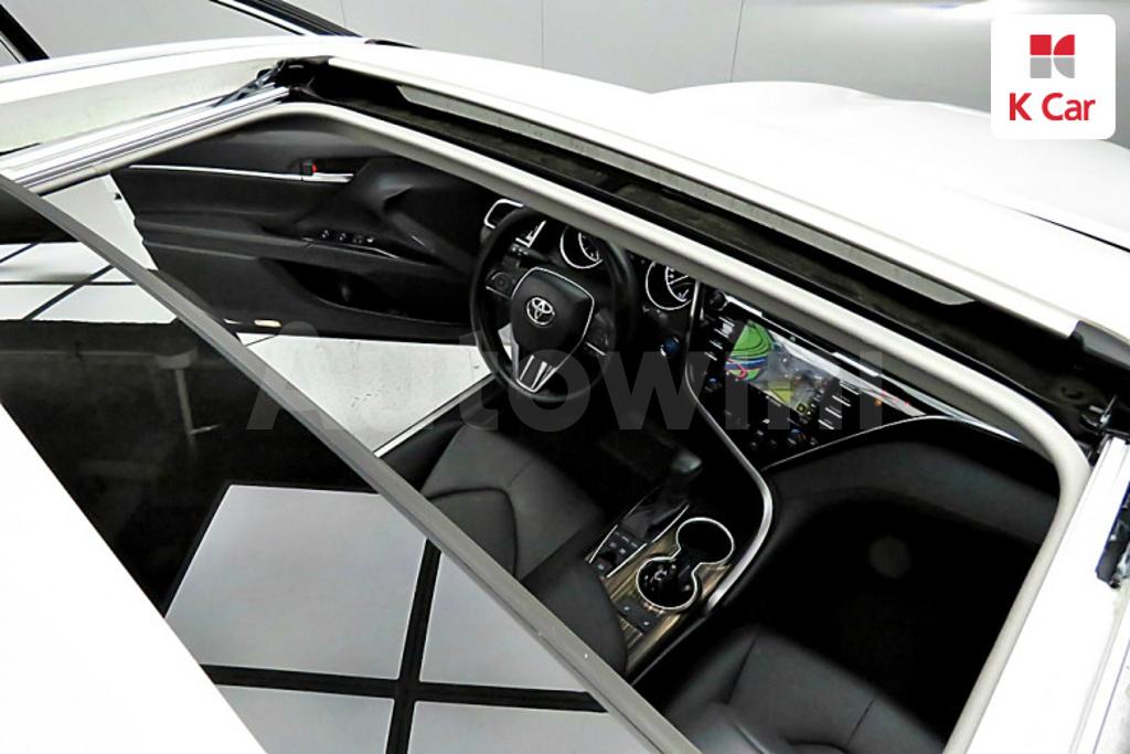 2018 TOYOTA  CAMRY 2.5 HYBRID - 17