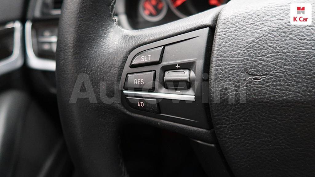2011 BMW 5 SERIES F10  528I - 17