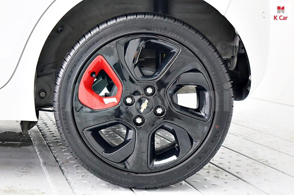 KLYDC487DMC715724 2021 GM DAEWOO (CHEVROLET)  SPARK RED EDITION-5