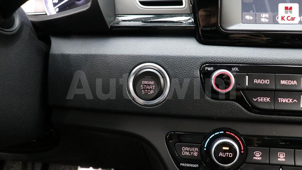2018 KIA NIRO PRESTIGE - 23