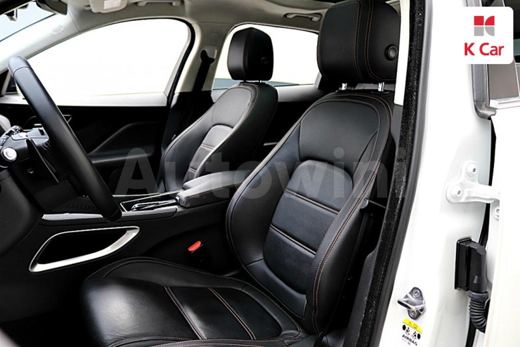 2019 JAGUAR F PACE 20D PRESTIGE - 13