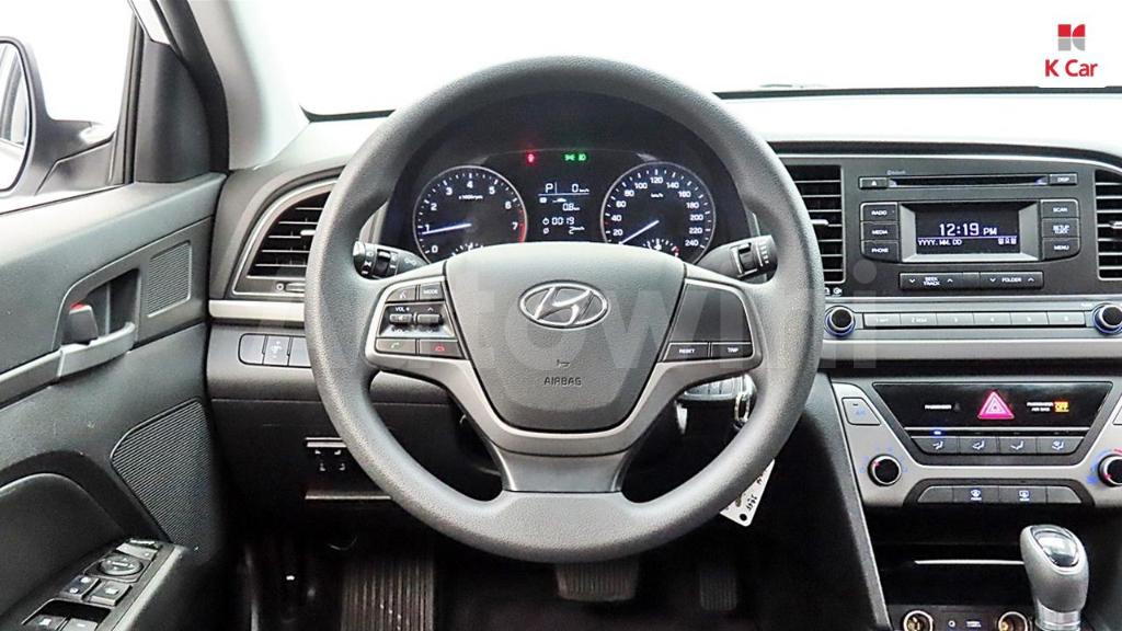2018 HYUNDAI AVANTE AD ELANTRA 1.6 LPI STYLE() - 16