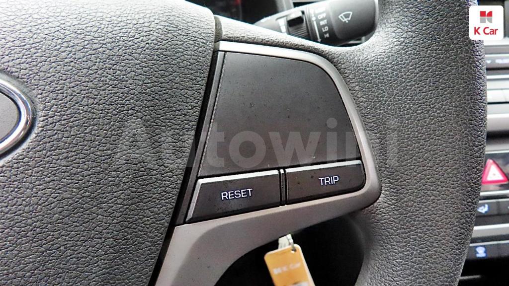 2018 HYUNDAI AVANTE AD ELANTRA 1.6 LPI STYLE() - 24