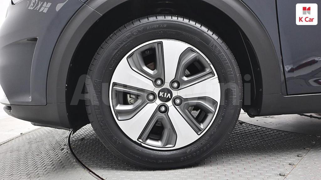 2018 KIA NIRO PRESTIGE - 5
