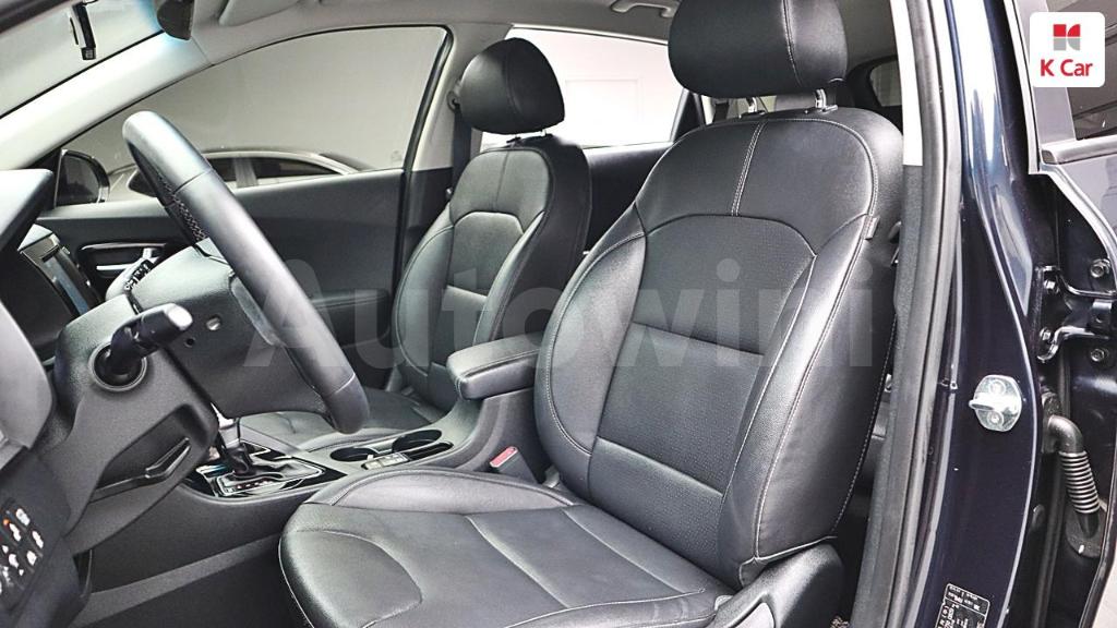 2018 KIA NIRO PRESTIGE - 12