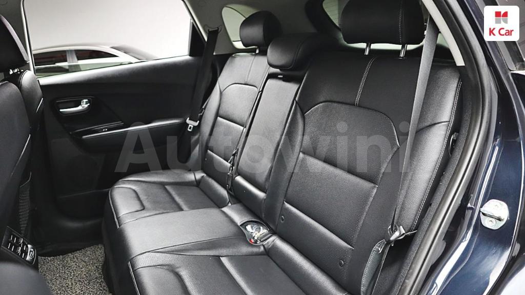 2018 KIA NIRO PRESTIGE - 14