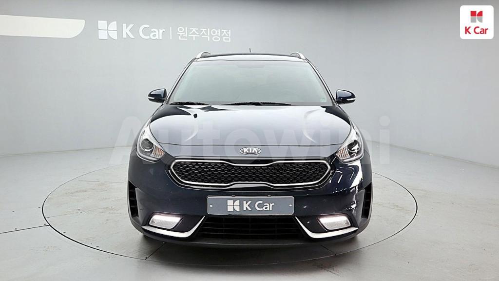 KNACB81CGHA010522 2017 KIA NIRO PRESTIGE-2