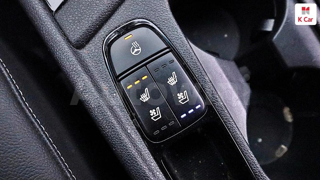 KNACB81CGHA010522 2017 KIA NIRO PRESTIGE-4