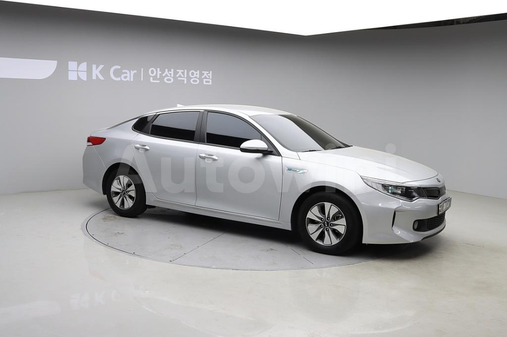 2018 KIA K5 HYBRID 2ND GEN OPTIMA NOBLESSE - 11