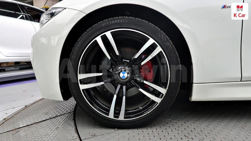 WBA8C5105GK640996 2016 BMW 3 SERIES F30  320D M SPORTS-4
