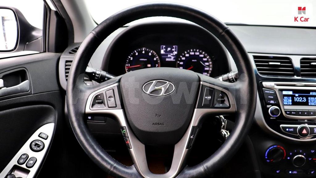2017 HYUNDAI ACCENT  1.4 VVT MORDERN - 18