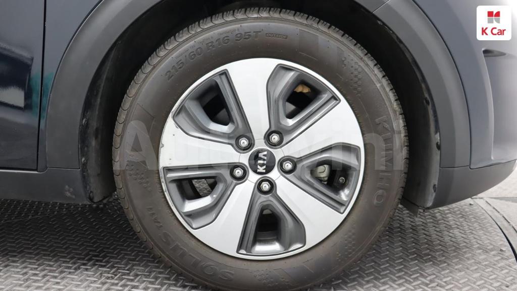 2017 KIA NIRO LUXURY - 7