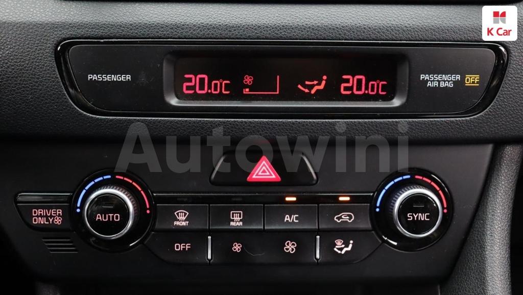 2017 KIA NIRO LUXURY - 25