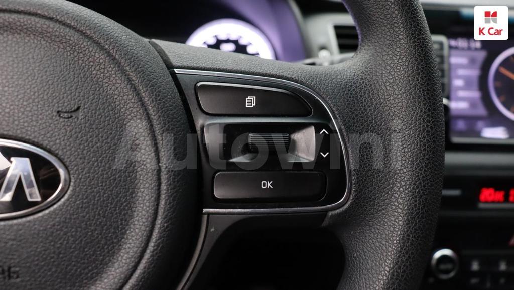 2017 KIA NIRO LUXURY - 33