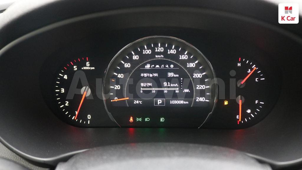 2015 KIA  SORENTO DIESEL 2.0 2WD - 8