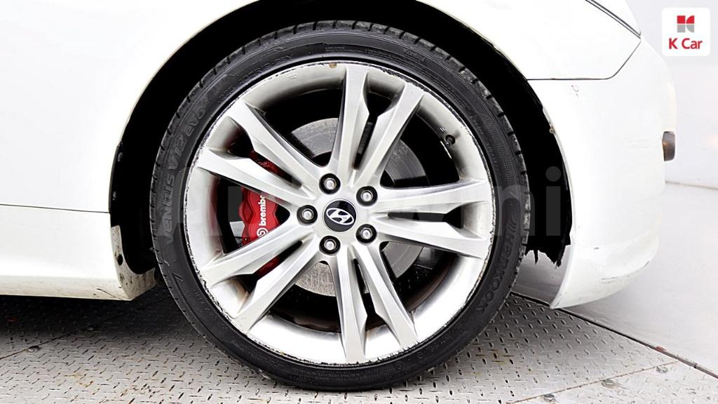 2010 HYUNDAI GENESIS COUPE 200 TURBO P - 7
