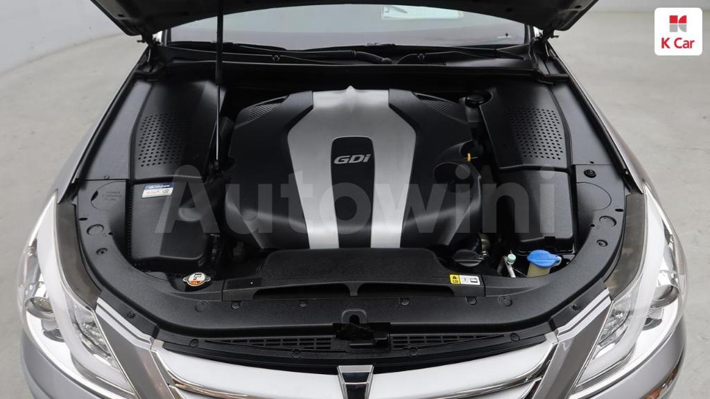 2013 HYUNDAI GENESIS BH330 MORDERN - 9