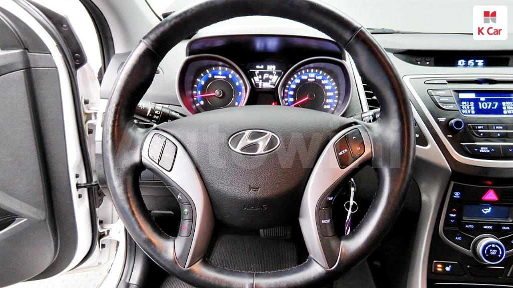 2016 HYUNDAI  AVANTE ELANTRA 1.6 GDI SMART - 15