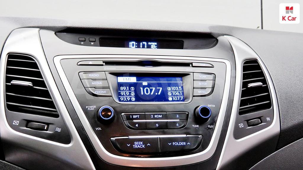 2016 HYUNDAI  AVANTE ELANTRA 1.6 GDI SMART - 19