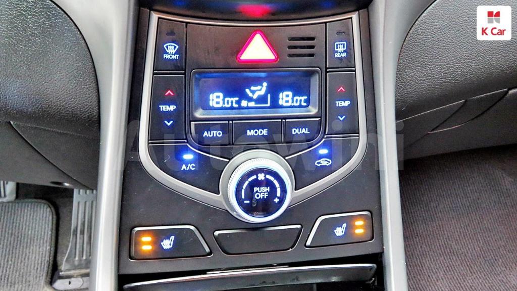 2016 HYUNDAI  AVANTE ELANTRA 1.6 GDI SMART - 21