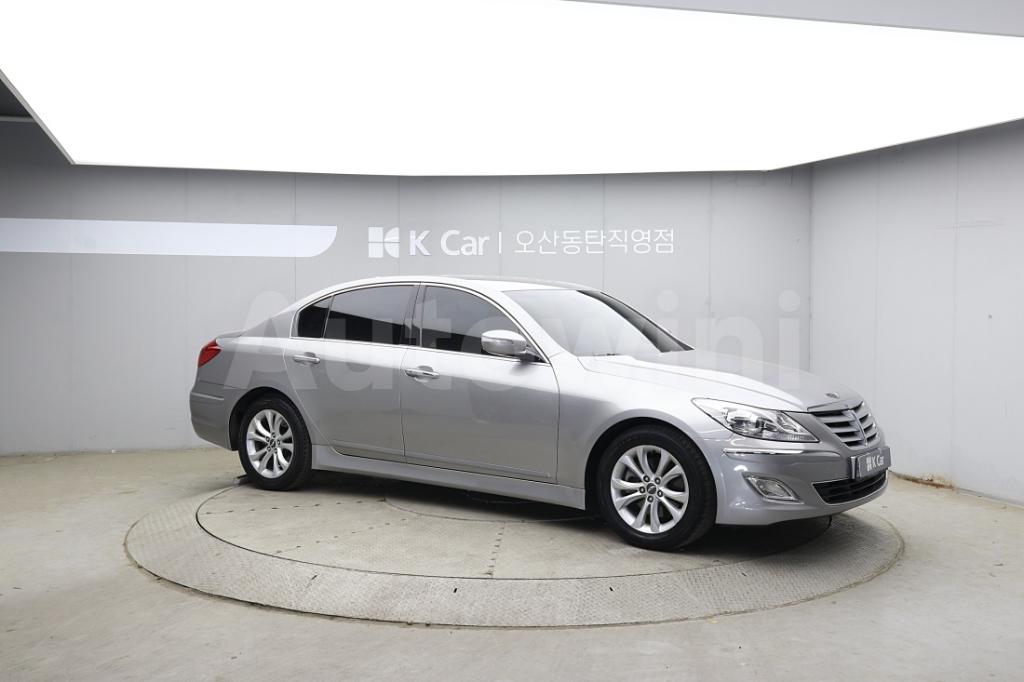 2013 HYUNDAI GENESIS BH330 MORDERN - 11