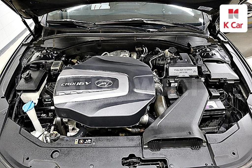 2018 HYUNDAI GRANDEUR IG AZERA 2.2 DIESEL PREMIUM - 9