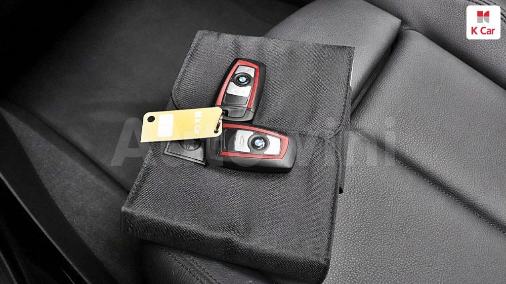 2017 BMW 1 SERIES F20  118D SPORTS 5 DOOR - 27