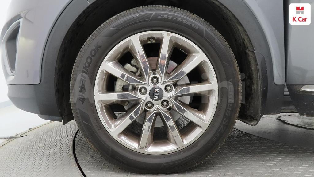 KNAPK81ABFA049098 2015 KIA  SORENTO DIESEL 2.0 2WD-4