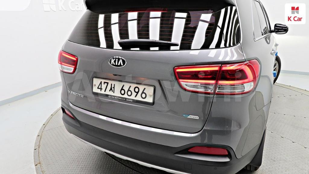 2015 KIA  SORENTO DIESEL 2.0 2WD - 9