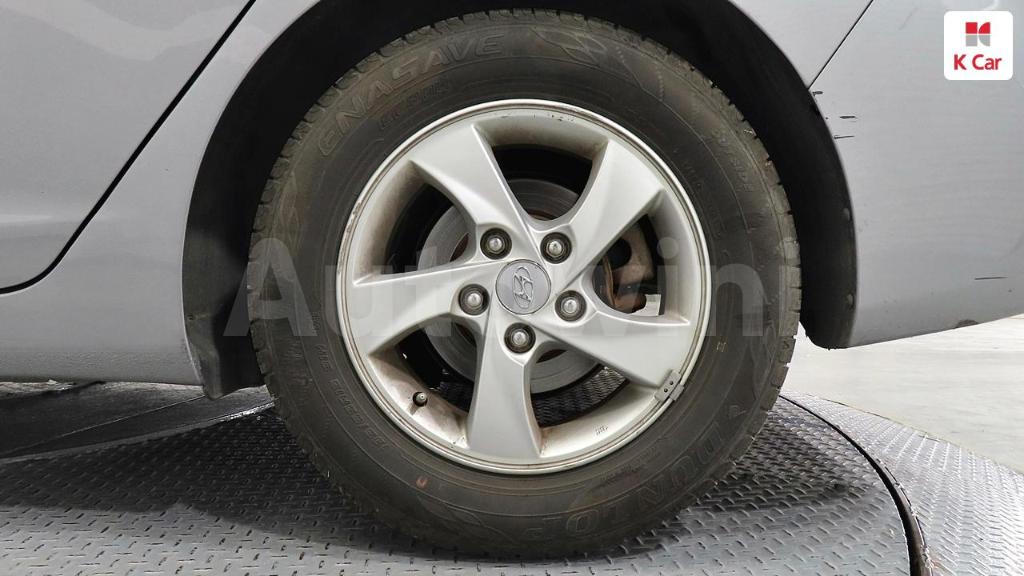 KMHDG41DBDU671085 2013 HYUNDAI AVANTE MD ELANTRA M16 GDI SMART-5