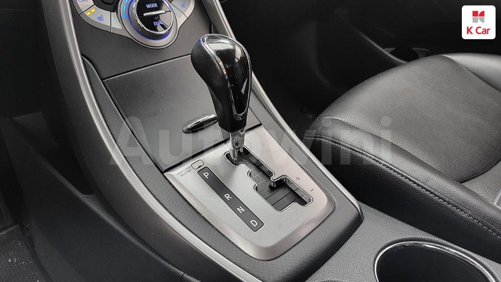 KMHDG41DBDU634877 2013 HYUNDAI AVANTE MD ELANTRA M16 GDI SMART-4